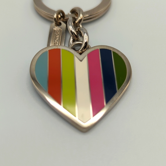 Coach Multi Legacy Stripe Heart Keychain Key Ring Fob MINT NWOT - Picture 2 of 4